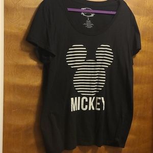 Mickey mouse t-shirt
